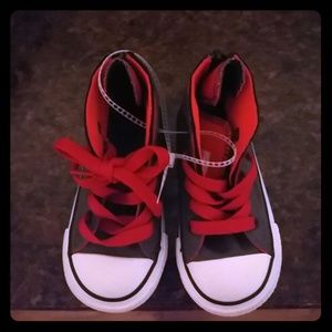 Cool infant Converse